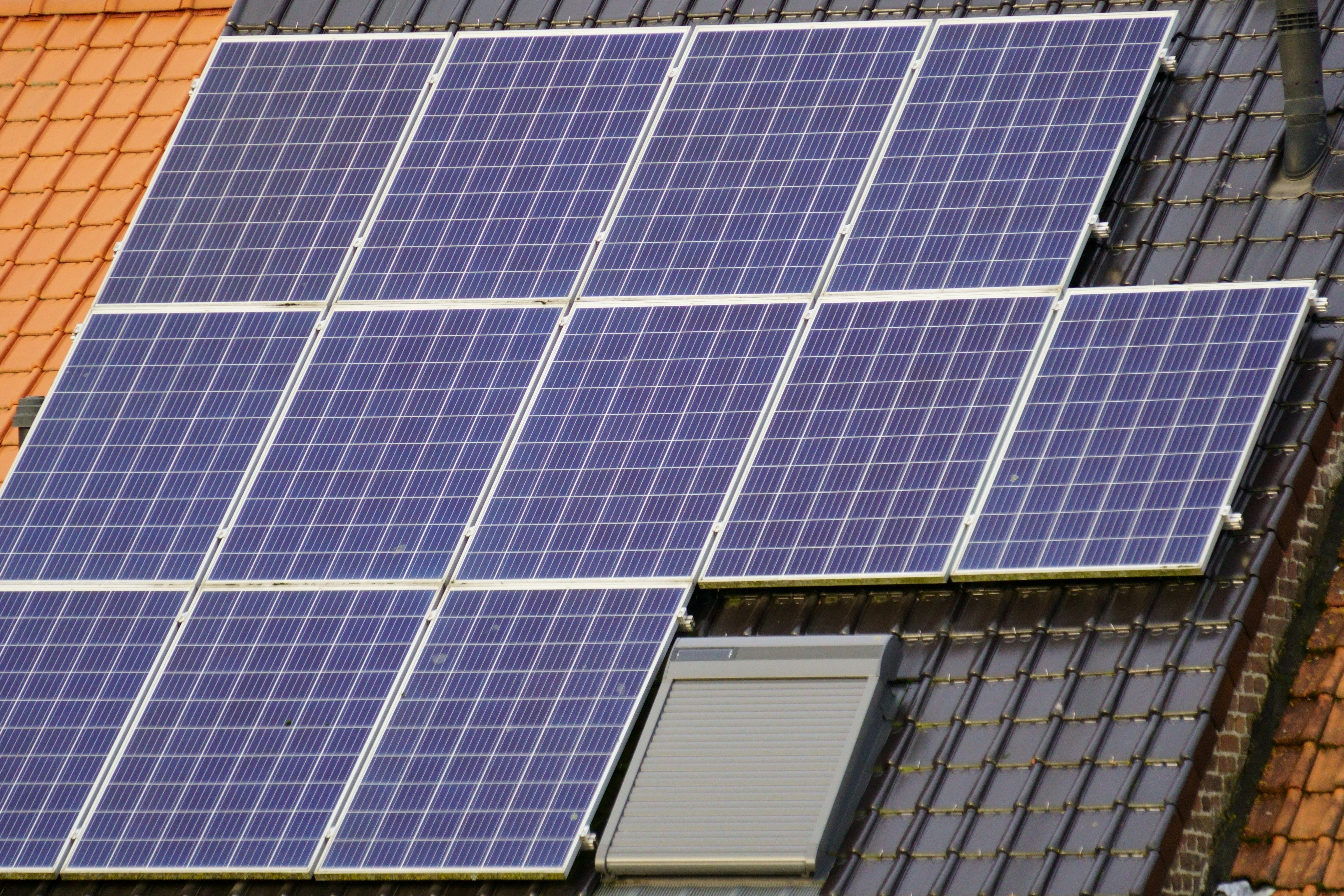 Hybrid solar and battery project